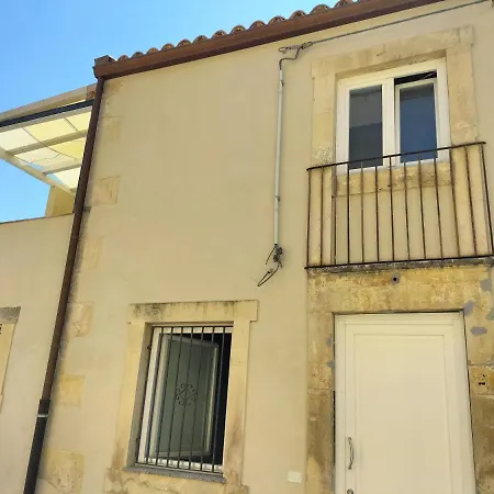 U'chini Holiday home Noto
