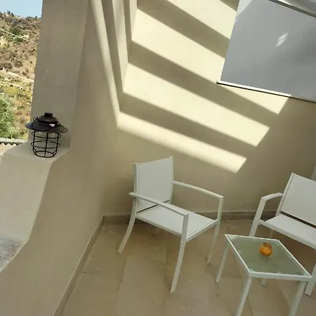 U'chini Сasa de vacaciones Noto